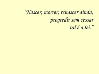 Transcrevemos de um diálogo com o espírito
Pierre Le Flamand, publicado na Revista Espí-
rita 1859, mês de maio, o seguinte trecho:
“47. Voltemos ao senhor Allan Kardec. – R.
Fui à sua casa anteontem à noite; estava
ocupado escrevendo em seu escritório…, tra-
balhava numa nova obra que prepara… Ah!
ele nos melhora bem. […].
48. Estava só? - R. Só, sim, quer dizer que
não havia ninguém com ele; mas havia, ao
redor dele, uma vintena de Espíritos que
murmuravam acima de sua cabeça.
 