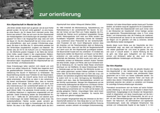 3
zur orientierung
Alm-/Alpwirtschaft im Wandel der Zeit
„Die Almen werden heute noch so genutzt, wie sie auch früher
genutzt wurden. Es hat sich nichts geändert“, so eine Aussa-
ge eines Bauern, der für dieses Buch interviewt wurde. Aber
stimmt das wirklich? Oder hat sich auch die Alm-/Alpwirtschaft
den Notwendigkeiten und Entwicklungen der jeweiligen Zeit an-
gepasst? Ein Blick in die Vergangenheit zeigt, dass sich wohl
der Bauer irrt. Die Alm-/Alpwirtschaft hat sich immer schon an
die wirtschaftlichen, aber auch sozialen Erfordernisse ange-
passt. Bis etwa in die Mitte des 19. Jahrhunderts weideten auf
den Almen/Alpen hauptsächlich Jungtiere und Mastvieh. Sie
dienten also als Ort für die Aufzucht und zur Fleischprodukti-
on. Die Milchkühe grasten hingegen in der Nähe des heimat-
lichen Hofes, soweit möglich in den angrenzenden Wäldern.
Die Milch wurde direkt am Hof verarbeitet (Nowotny 1991).
Dann kam es zu einer Umstellung von Galtalmen/-alpen auf
Sennalmen/-alpen. Hauptzweck der Alm-/Alpwirtschaft war von
da an die Käse- und Butterproduktion. 		
Diese Entwicklungen liefen natürlich nicht überall und nicht
immer zum selben Zeitpunkt ab. Parallel dazu begannen auch
die gesellschaftlichen Umbrüche und die einsetzende Indus-
trialisierung ihre Spuren im Alpenraum zu hinterlassen. Die
Bauernbefreiung brachte neue Freiheiten für den Bauernstand.
Er konnte nun über die Zukunft seines Grund und Bodens
selbst entscheiden. Dies führte vor allem in den verkehrsmä-
ßig besser erschlossenen Gebieten dazu, dass so mancher
Bauer seinen Hof aufgab. Eine Landflucht und damit auch
eine Extensivierung in der Landwirtschaft setzten ein. Als Fol-
ge davon wurde auch so manche Alm aufgegeben oder ver-
kauft (Stöckl 1985). Frei werdende Gründe wurden vor allem
im östlichen Alpenraum in Jagdreviere umgewandelt und auf-
geforstet. Dieser Entwicklung setzten die wirtschaftlichen Kri-
sen in der 1. Hälfte des 20. Jahrhunderts und natürlich auch
die Entbehrungen der beiden Weltkriege ein jähes Ende. Die
landwirtschaftlichen Flächen wurden wieder vermehrt ge-
nutzt, teilweise kam es sogar zu Ausweitungen der Alm-/Alp-
flächen. Bis etwa in die 1950er Jahre erlebte damit die Alm-/
Alpwirtschaft ihren letzten Höhepunkt (Wallner 2004).	
Ab 1960 hinterließ die Mechanisierung, Spezialisierung und
Rationalisierung in der Landwirtschaft ihre Spuren. So wur-
den der Ochse und das Pferd vom Traktor abgelöst, die Pro-
duktivität der Flächen durch synthetisch hergestellten Dünger
erhöht, Kleidungsstücke nicht mehr aus Wolle sondern aus
Kunstfasern hergestellt. Gleichzeitig brachte die Globalisie-
rung zunehmend einen Preisverfall bei den landwirtschaftli-
chen Produkten mit sich. Durch Billigimporte verloren etwa
der Ackerbau und die Fleischproduktion stark an Bedeutung.
All das führte dazu, dass sich das Bild der Berglandwirtschaft
und damit auch der Alm-/Alpwirtschaft grundlegend änderte.
Die Bauernschaft musste sich neu orientieren. Im Großteil des
Alpenraums stellten die Bäuerinnen und Bauern auf die Milch-
produktion um, viele suchten sich auch einen Nebenerwerb
außerhalb des Betriebes. Die Milch wurde nicht mehr am Hof
verarbeitet, sondern an Molkereien verkauft. Andere Tierarten
wie etwa Schafe, Ziegen und Pferde, aber auch Schweine büß-
ten an Bedeutung ein. So manche lokale Rasse verschwand
überhaupt von der Bildfläche. All diese Entwicklungen führten
zu Veränderungen auf der Alm/Alp. Die Milchkühe wurden nur
mehr selten gesömmert, sondern blieben großteils im heimat-
lichen Stall. Auf die Almen/Alpen kam nur mehr das Jung- und
Galtvieh. Die behördlich eingeführte Wald-Weidetrennung sorg-
te zudem nicht nur zu einer Verringerung der Weideflächen,
sondern auch dazu, dass die Kleinwiederkäuer vermehrt von
der Alm/Alp verschwanden. Weniger Alm-/Alppersonal und die
zunehmende Zeitknappheit der Bäuerinnen und Bauern führten
immer mehr zum Ausbleiben der Weidepflege und Behirtung.
Die Beweidung konzentrierte sich nur mehr auf die besten und
günstig gelegenen Flächen. Ungunstlagen fielen damit brach
und begannen sich wieder zu bewalden. So manche Alm/
Alp wurde auch gänzlich aufgegeben.		
Erst in jüngster Vergangenheit stieg das Interesse an der Alm-/
Alpwirtschaft wiederum an. Dies hängt aber nur zum Teil mit ei-
nem erhöhten Interesse an einer landwirtschaftlichen Nutzung
zusammen, sondern vielmehr mit sonstigen Einkommensmög-
lichkeiten. Auf vielen Almen/Alpen werden heute auch Touristen
bedient, auf anderen sorgt die Jagdpacht für ein Zusatzeinkom-
men. Eine intakte Alm-/Alplandschaft rückt auch immer mehr
in den Blickwinkel der Gesellschaft. Immer häufiger werden
die sogenannten Ökosystemleistungen etwa in Form eines
Boden- und Artenschutzes oder die Erhaltung der traditionel-
len Kulturlandschaft als Garant für die touristische Attraktivität
der Region von ihr gefordert. Um dies zu erreichen, werden
viele öffentliche Gelder bereitgestellt.		
Bereits dieser kurze Abriss aus der Geschichte der Alm-/
Alpwirtschaft zeigt, wie stark und tiefgreifend sie sich im-
mer wieder gewandelt hat. Und eines ist gewiss: Sie wird
sich auch in Zukunft ändern. In welche Richtung die Rei-
se geht, das hängt ganz maßgeblich von den Almbäu-
erinnen und Almbauern selbst ab, aber auch von den
gesellschaftlichen Vorstellungen und Wünschen.	
Der Alm-/Alpatlas
Der Alm-/Alpatlas verfolgt das Ziel, die aktuelle Situation der
Alm-/Alpwirtschaft in den teilnehmenden Arge Alp-Ländern
zu durchleuchten. Dazu mussten viele almrelevante Daten
gesammelt und in Form von Karten aufbereitet werden. Ein
Versuch eines Vergleiches zwischen früher und heute soll
weiters dazu dienen, Entwicklungen zu erkennen, aktuelle Un-
terschiede zwischen den Ländern zu verstehen und Hinweise
für zukünftige Schwerpunktsetzungen abzuleiten.	
Thematisch konzentrieren sich die Karten auf sechs Schwer-
punkte (Abbildung 1), die sich auch als Kapitel in diesem Buch
wiederfinden: Ausgangslage ist die Situation der Berglandwirt-
schaft im Allgemeinen und deren Auswirkungen auf die Alm-/
Alpwirtschaft. Dann folgen drei Schwerpunkte, die sich vor al-
lem mit den Rahmenbedingungen der Alm-/Alpwirtschaft be-
fassen: Der Naturraum, die administrativen und logistischen
Voraussetzungen, sowie das verfügbare Almpersonal. Das
zentrale und umfassendste Kapitel ist das Kapitel 5. In ihm
 