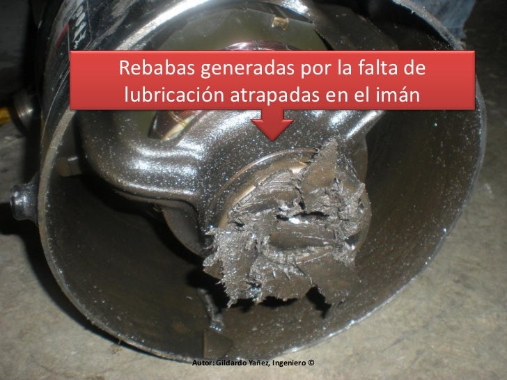 Porque sale rebaba en el aceite de motor