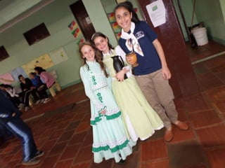 Alunos Semana Farroupilha