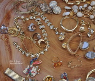 160 | Ruy do Carmo Póvoas
Joias de Oxum
(Foto: Lília Carla)
Feminino no candomblé_miolo final.indd 160Feminino no candomblé_miolo final.indd 160 28/9/2010 17:38:4228/9/2010 17:38:42
 