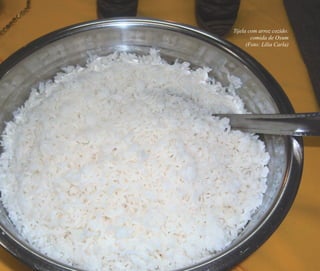 A memória do feminino no candomblé | 187
Tijela com arroz cozido:
comida de Oxum
(Foto: Lília Carla)
Feminino no candomblé_miolo final.indd 187Feminino no candomblé_miolo final.indd 187 28/9/2010 17:39:0928/9/2010 17:39:09
 