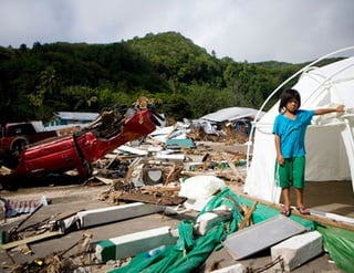 Red Cross Tsunami Relief American Samoa(pacificeyewitness.org)