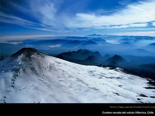 Cumbre nevada del volcán Villarrica, Chile 