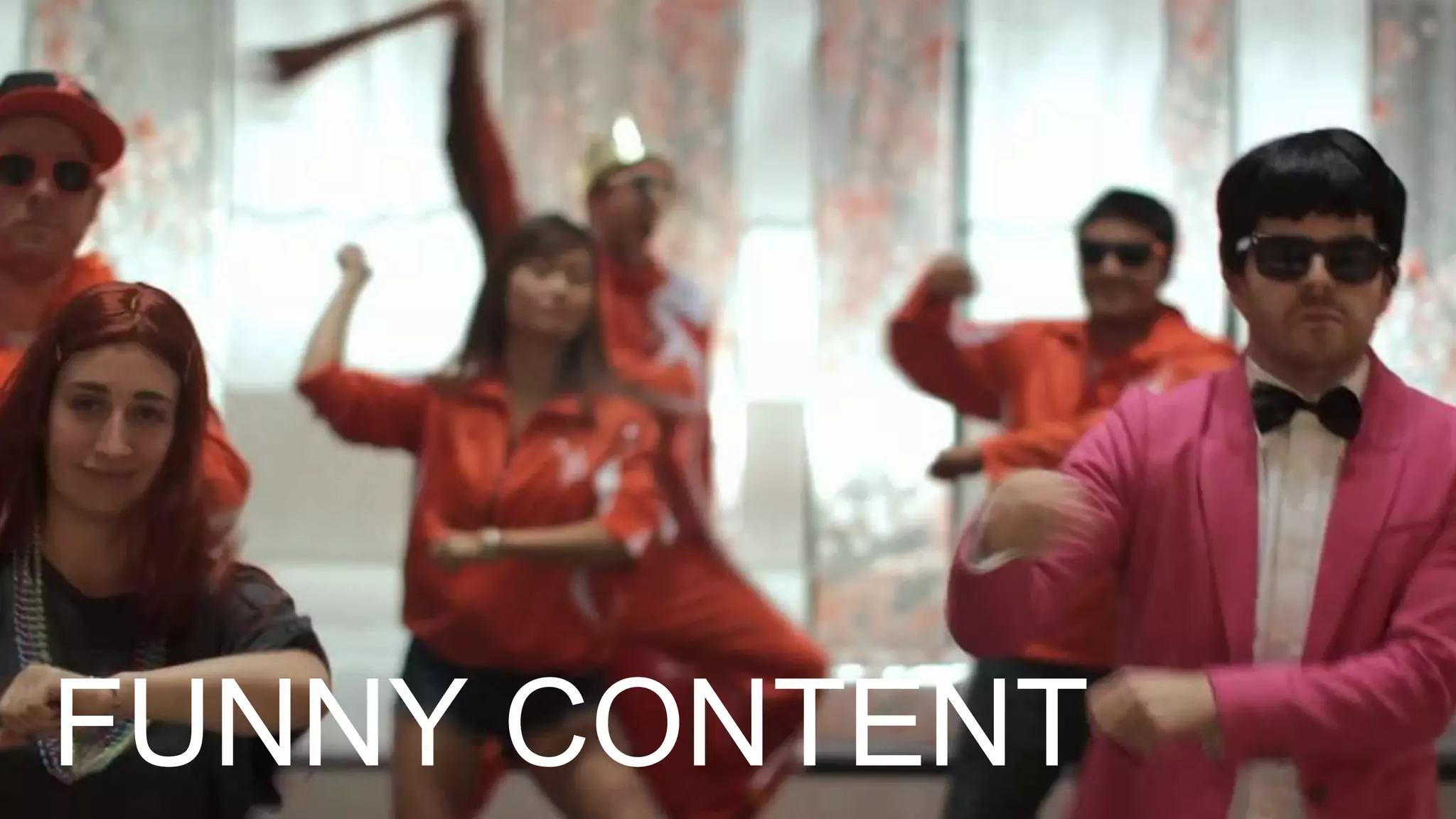 •  Great mix of content:
infographics, photos, videos,
gifs, and illustrations
•  Good mix of providing general,
fun, and promotional content
GE’s Google+ posts:
Customize
content to
each platform
 