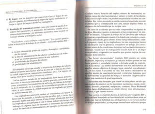 I
e) El hogar: aun los maestros que nunca han visto el hogar de sus
alumnoS pueden dar referencias de signos de buena nutrición en el
hogar o signos de hogares donde hay negligencia.
f) Resultado del tratamiento social; como una forma de medir el re-
sultado del tratamiento. el teslimonio del maestro. tomado al co-
mienzo del tratamiento y en diferentes momentos, tiene un gran va-
lor para orientar al trabajador social.
"Empleadores y otros trabajos como fuentes." Las razones para es-
tudiar la trayectoria de trabajo de un diente _tema del capítulo Xll-
son:
a) la gran variedad de grados de empleo. desempleo y posibilida-
des de trabajo;
b) la falta de estandarización de salarios Ycondiciones de traba
jo en los mismos procesoS dentro de una industria:
c) posi.bilidades de progreso del cliente:
d) posibilidades de rehabilitación.
El trabajador social que estudia la trayectoria de trabajo del diente
deberá interpretar esOS hechos a la luz de otros en la historia del clien-
te (salud. capacitación, antecedentes familiares, etc.). Un registro de
trabajo tiene poCa significación sin ese contell
to
.
En los registros sociales de los empleadores. éstos hacen anotacio-
nes como si estuvieran enterados de asuntoS que sólo conocen de oído
como. por ejemplo. las condiciones de un hogar. el carácter de la espo-
sa de un empleado, etc. Las cartas de recomendación pueden no tener
valor y a veces cambian la verdad respecto de un empleado que puede
ser particulannente útil.
Los empleadores anteriores pueden ser consultados con mayor li-
bertad que los actuales. y la infonnación que ellos dan, a veces, hace
necesario hablar con estOS últimos. Como testigo, el más útil de todos
los empleadores es aquel para el cual el cliente trabajó más tiempo. Sin
embargo, en algunos casos es necesario el testimonio del empleador
actual. En casOS de no mantenimiento, por ejemplo. es necesario saber
oo.
Diogn4stico $Odal
el salario exacto, duración del empleo' . .
de estas inasistencias y , ~umero de maslstencias, su-
ellcepcionales los poS"b'l numero y monto de las deudas
L .. ' I es empleado .
as VISitaSpersonales a estable " res no deben ser con-
que la comunicación cimientos industriales son más
a dar infonnación que n por carta, aunque algunas firmas se
o sea por carta.
En casos de accidentes que no están e .
leyes laborales vigentes es . o~prendldos en algunas de
del I ,necesano evitar co
"
cOIu"e"m,o.p ea. El registro de trab ' di' mpromeler los inte-e . aJo e os Jornale
. speclalmente cuando el traba' ros que trabajan
dIficultades, para saber en dó Jado~ e~ e~tranjero, presen-
I~ pagaron. Aparte de los emplead nde trabajÓulhmamenle y cuán-
mfonnación son los gremios co:res,_las más importantes fuentes
íntimo de las condicione/ de tr ~a?eros de trabajo. Un conoci-
visitados por los trab . d a aJo ~n los establecimientos in-
. aja ores SOCiales hará d I
'",es y cooperador con aquellos . e é un mejor
:n de la industria. que qUIeren mejorar las con-
'"w Jos uentes docllmentadas" ( ". capitulo XIll) pued
Impresas y no impresas d en ser, según
primaria o secundaria (Orig¡:a~a ~ u~a de éstas pueden ser una
de la autora). Las fuentes docume ~ lenvada, según las expresio-
asuntos objetivos de tiem ~ a es son ~ás satisfactorias en
, en los cuales la exactitud es ~;alug;, cantidad. p~ocedimiento,
asuntos de experiencia ' 1 on menos satisfactorios en
motO . persona y relac" h
IvaClones y capacidad del testi o I IOnes umanas, pues
son cuestiones de gran " g '. a atmósfera y espíritu del in-
mportancla.
"S"razones más frecuentes que tienen los t .
" l. son las si uient . r~b~Jadores sociales pa-
divorcio. propiedad, emitració es. naCimiento, muerte, matri-
luego detalladamente en dónd n, conducta. Mary Richmond
decir, a qué fuentes recurrir. e obtener estas infonnaciones,
vecinos son también fuentes de b . " ,
confiarse demasiado en la ev"d . ifonnacI6n (capitulo XIV)
. I encladelv . d . '
.,,~Uy baJO de habilidad para el d" 6' eclO ano hace notar un
., p ' .. d Iagn stlCO Lo ' .reJulcla os, ya sea porqu d . s vecInos pueden
e esean hacer un favor o porque
/19
 