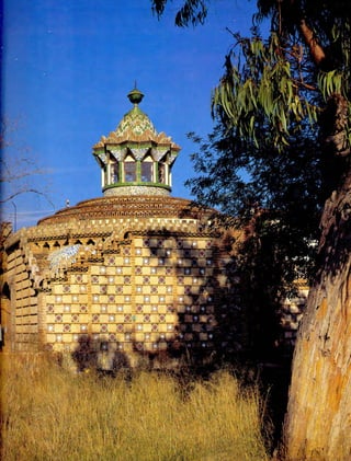 Anton gaudi compress