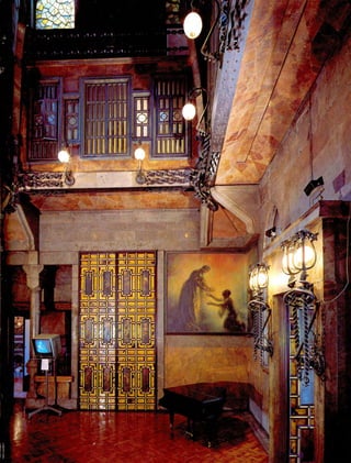 Anton gaudi compress