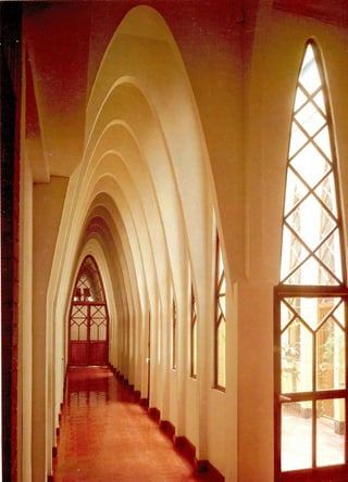 Anton gaudi compress
