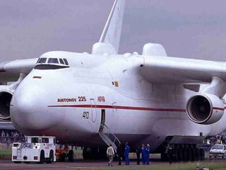 Antonov 225.