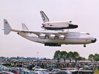 Antonov 225.