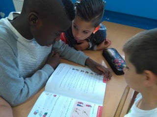 APADRINAMIENTO LECTOR DE 6ºA CON 1ºA