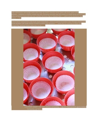 Jadi mamamimi nak kongsi pada sapa-sapa yg masih mencari mcm mane nak buat apam anda
gebusss...sebelum ni follow resepi org jadi memang menjadi tapi bila apam tu sejuk keras semacm tak
gebu so kena la mencuba byk kali sampai bertemu dgn si idaman hati.....akhirnya ku bertemu juga
heeee...i like
Untuk harini mamamimi cuba buat Apam Strawberi...tentu la perisa strawberi tapi fillingya mamamimi
letak blueberi sbb anak mama si mimi tu amat suka blueberi.....kena ikut la citarasa si buah hati
pengarang jantung mama yang satu tu ye.......
Letakkan paper cup dlm bekas lompang....yg ini mamamimi guna bekas
lompang yg besar
 