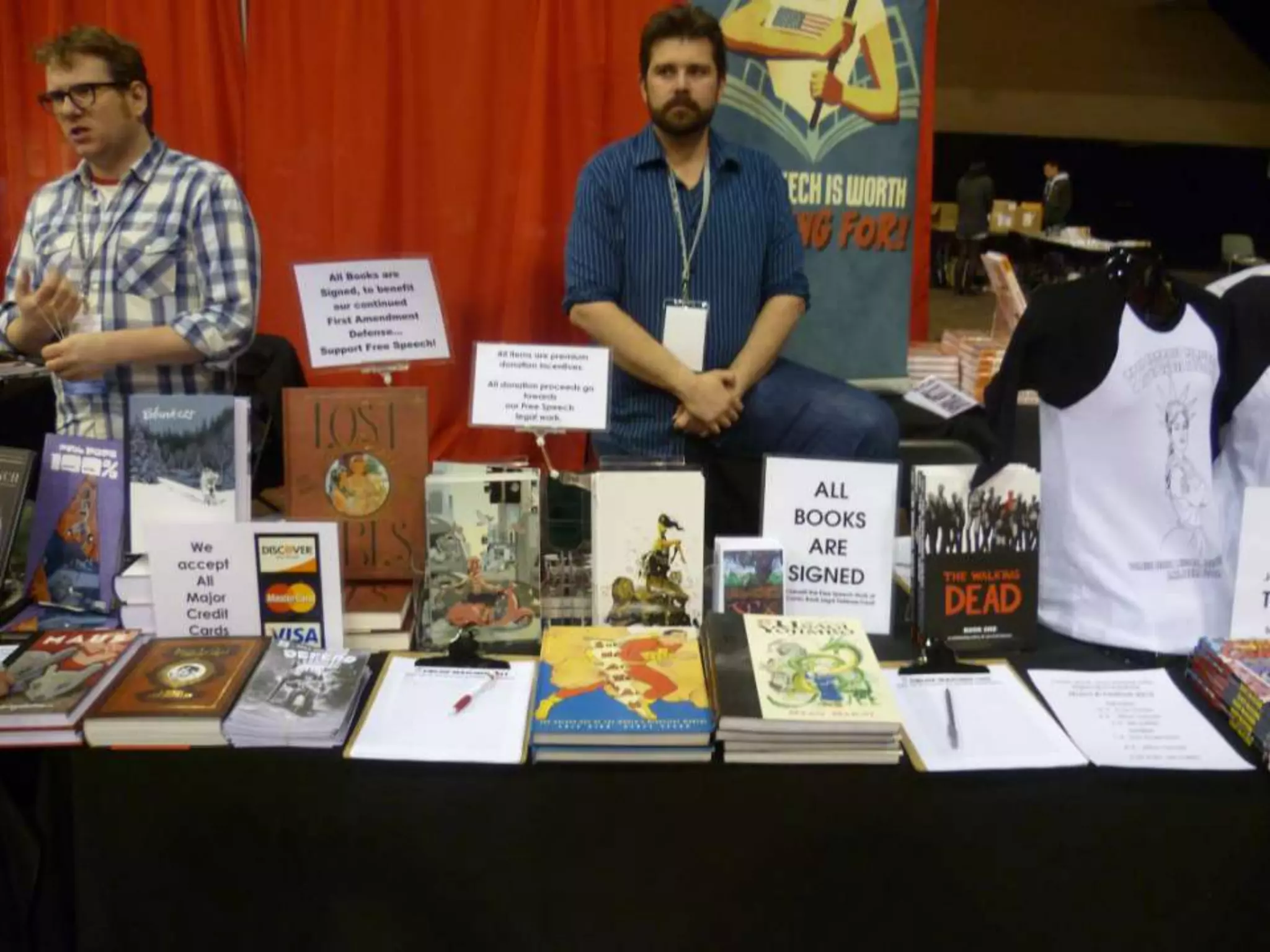 Appealing artist table setups