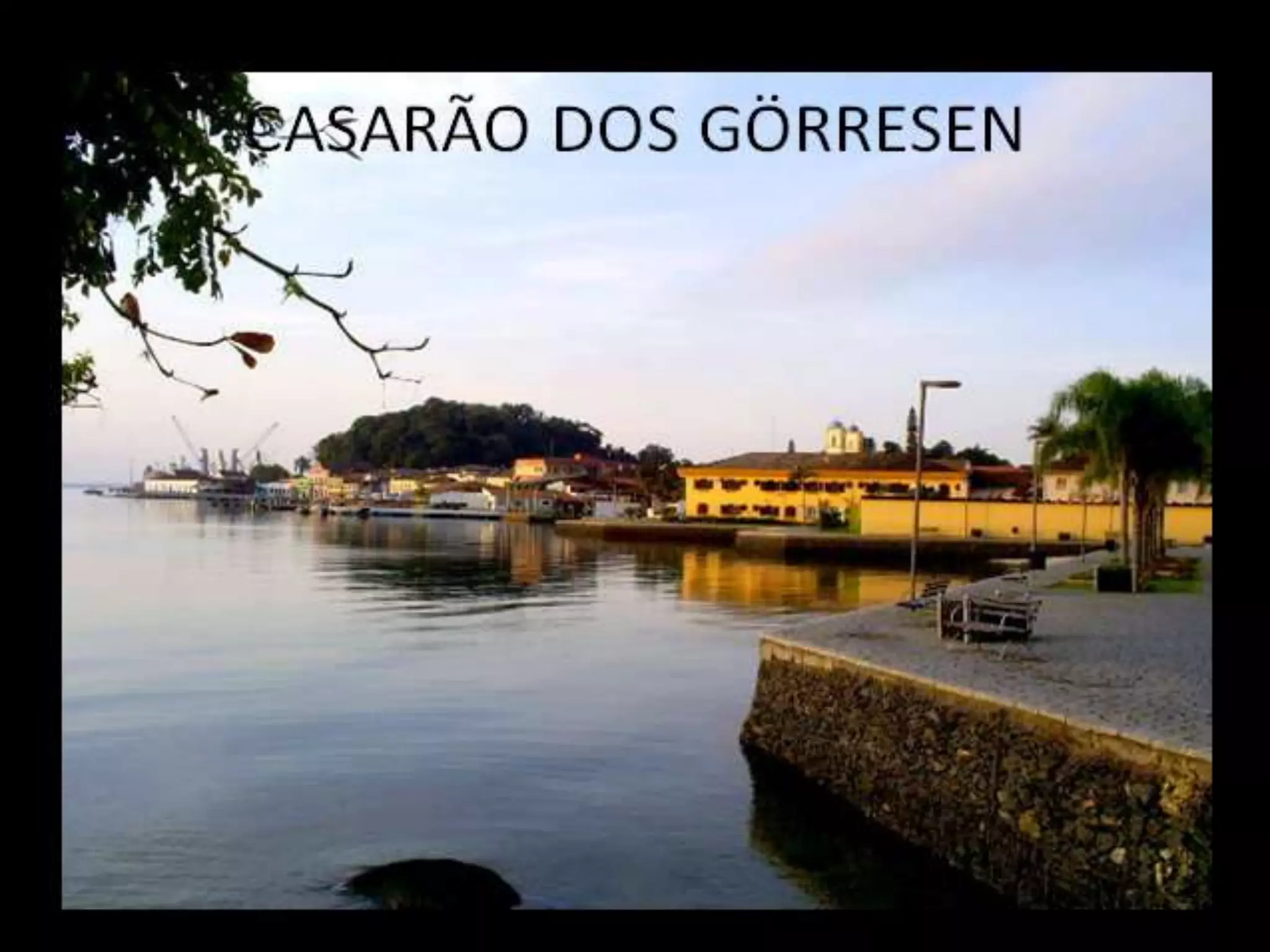 CASARÃO HISTÓRICO A VENDA NA ILHA DE SÃO FRANCISCO DO SUL-SC