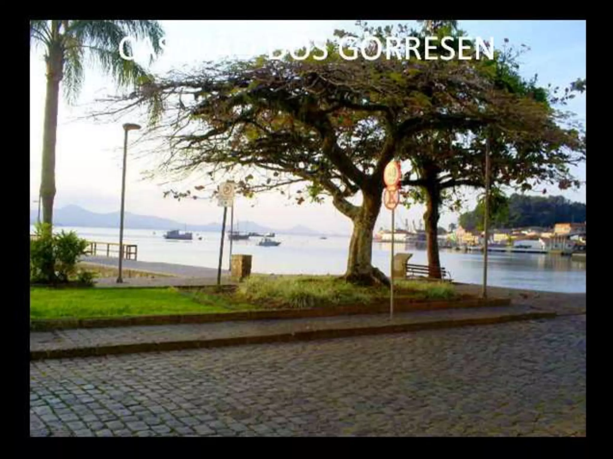 CASARÃO HISTÓRICO A VENDA NA ILHA DE SÃO FRANCISCO DO SUL-SC