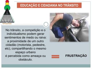 EDUCAÇÃO E CIDADANIA NO TRÂNSITOO que não funciona:Campanhas curtas não funcionam ou funcionam mal, pois têm efeito efêmero, assim como programas interrompidos. Estudos demonstram que as campanhas pontuais de Educação para o Trânsito mais deseducam do que ensinam, pois passam a idéia errônea, subliminarmente, de que existem alguns períodos do ano nos quais se deve cumprir as regras de trânsito, tomar cuidado com os riscos ou se interessar pelo assunto: fica parecendo que a segurança no trânsito não precisa ser uma tarefa contínua.