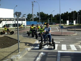 Visita do 2º F à EMER