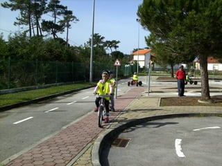 Visita do 2º F à EMER