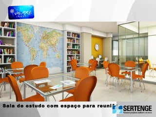 Sala de estudo com espaço para reunião
 