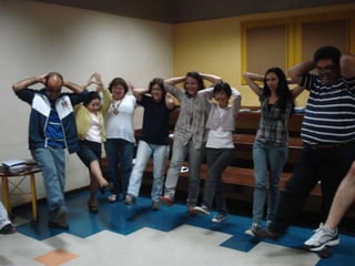 Apresentação do chico dos bonecos na emeb arlindo