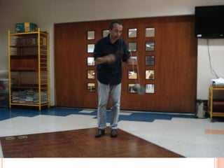 Apresentação do chico dos bonecos na emeb arlindo