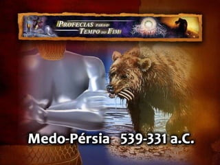 A novidade do capítulo 7 – A fase final da visão do capítulo 2 é a queda da pedra que destruiu a imagem, estabelecendo o reino de Cristo. No capítulo 7, acontece algo novo. O profeta fala sobre o mesmo tema do capítulo 2, mas acrescenta novos detalhes à visão. No capítulo 7, há uma ênfase aos acontecimentos que ocorrerão em nossos dias, antes da volta de Cristo (a pedra). 3.1 - Um Novo Poder no Cenário Mundial