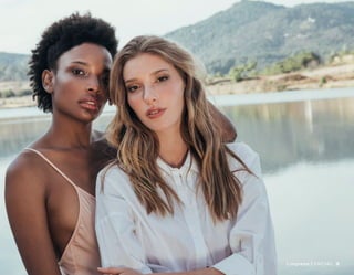 Exfoliante Facial
con Extracto de Ginseng
•	 Fórmula para todo tipo de piel
•	 Textura granulosa que permite una
exfoliación retirando las células muertas
•	 Con ingredientes que acondicionan
y suavizan la piel
Ingredientes
•	 Extracto de ginseng
•	 Hamamelis
Dosveces
porsemana
90ml
(3floz)
Díay
noche
9Limpieza | FACIAL8 FACIAL | Limpieza
Precio
sugerido
$ 745,00
 