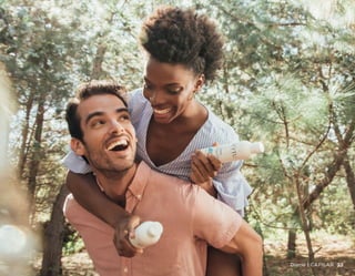 Uso
diario
240ml
(8fl.oz)
Díay
noche
Uso
diario
240ml
(8fl.oz)
Díay
noche
Shampoo con Extractos
Herbales de Origen Natural
•	 Brinda suavidad, vitalidad
e hidratación al cabello
•	 Proporciona un brillo intenso
•	 Ideal para todo tipo de cabello
Ingredientes
•	 Pantenol
•	 Proteína de trigo hidrolizada
•	 Semilla de quinoa
Acondicionador con Extractos
Herbales de Origen Natural
•	 Brinda acondicionamiento
y cuidado diario a la fibra capilar
•	 Fórmula hidratante que aporta vitalidad,
brillo y suavidad
Ingredientes
•	 Proteína de trigo
Diario | CAPILARCAPILAR | Diario32 3332
Precio
sugerido
$ 440,00
Precio
sugerido
$ 440,00
 