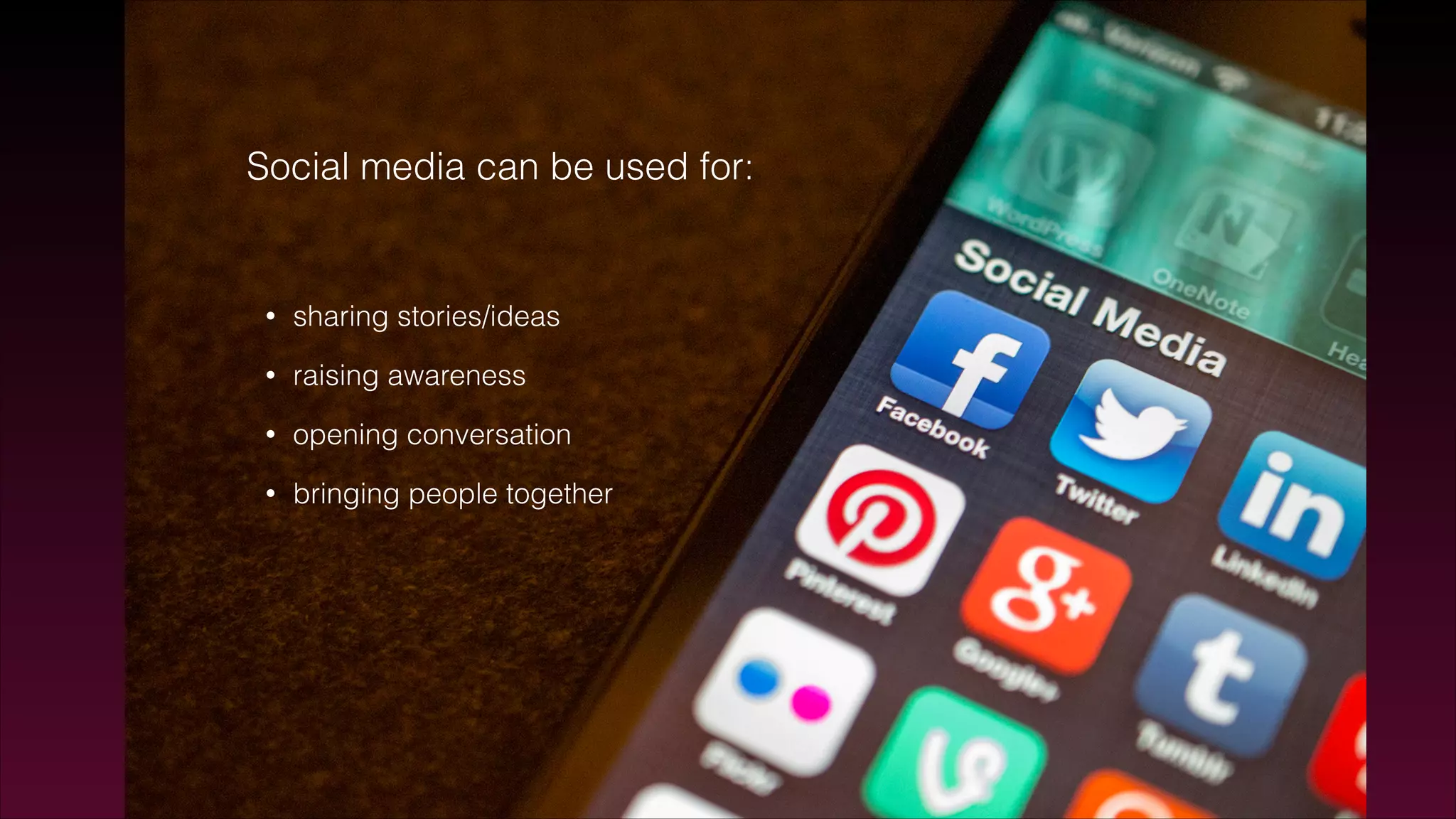 !
• sharing stories/ideas
• raising awareness
• opening conversation
• bringing people together
Social media can be used for:
 