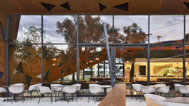Architectural design - Case Study on Restaurants