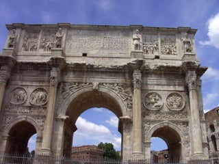  Foi edificado para comemorar a vitória na Batalha da Ponte Mílvio em 312 d.c.