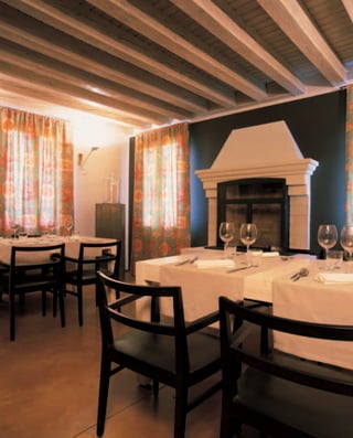 Armonia contract restaurants