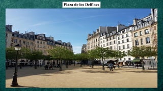 Plaza de los Delfines
 