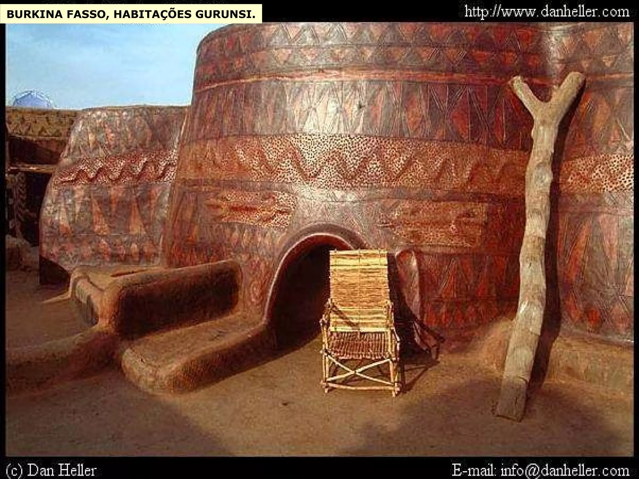 BURKINA FASSO, HABITAÇÕES GURUNSI. 