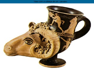Vaso com a cabeça de um carneiro
 