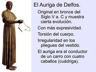 Naos o cella,  nave principal, residencia de la imagen de la divinidad. 