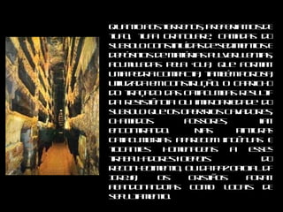 Quanto aos terrenos, preferiam os de tufo, tufa granolare, camadas do subsolo constituídas de sedimentos e depósitos de matérias pulverulentas, acumuladas pela água, que formam uma pedra compacta, também porosa, utilizada em construção. O capricho do traçado das catacumbas resulta da resistência ou impropriedade do subsolo que os operários cavadores, chamados fossores, iam encontrando. Nas pinturas catacumbárias aparecem ingênuas e tocantes homenagens a esses trabalhadores. Depois do reconhecimento, ou da paz oficial da Igreja, os cristãos foram abandonando-as como locais de sepultamento.  
