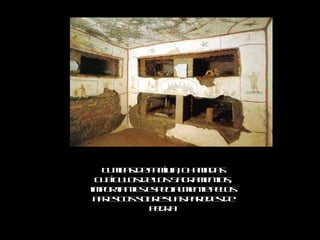 Tumbas de família, chamadas cubículos de los Sacramentos, importantes especialmente pelos afrescos sobre suas paredes de pedra. 