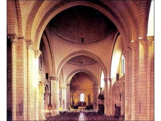 Interior de San Pedro de Angulema
 