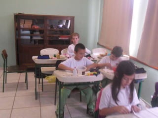 As crianças que tecem sonhos