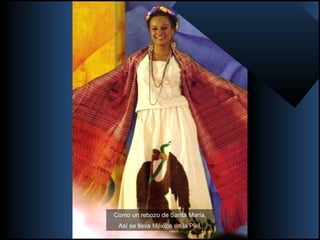 Al piano, el compositor Josemanuel Fernández  el día en que el público escuchara por primera vez  México en la Piel Como un rebozo de Santa María, Así se lleva  México en la Piel. 