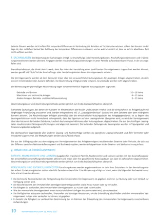 10 Konzernabschluss zum 31. März 2017
Latente Steuern werden nicht erfasst für temporäre Differenzen in Verbindung mit Anteilen an Tochterunternehmen, sofern der Konzern in der
Lage ist, den zeitlichen Verlauf der Auflösung der temporären Differenzen zu steuern; und es wahrscheinlich ist, dass sie sich in absehbarer Zeit
nicht auflösen werden.
f. SACHANLAGEN Die Bewertung der Sachanlagen erfolgt zu Anschaffungs- oder Herstellungskosten. Anschaffungsnebenkosten und Erweite-
rungsinvestitionen werden aktiviert, hingegen werden Instandhaltungsaufwendungen in jener Periode aufwandswirksam erfasst, in der sie ange-
fallen sind.
Fremdkapitalkosten, die direkt dem Erwerb, dem Bau oder der Herstellung eines qualifizierten Vermögenswerts zugeordnet werden können,
werden gemäß IAS 23 als Teil der Anschaffungs- oder Herstellungskosten dieses Vermögenswerts aktiviert.
Die Vermögenswerte werden ab dem Zeitpunkt linear über die voraussichtliche Nutzungsdauer der jeweiligen Anlagen abgeschrieben, ab dem
sie sich im betriebsbereiten Zustand befinden. Die Abschreibung erfolgt pro rata temporis. Grundstücke werden nicht abgeschrieben.
Der Bemessung der planmäßigen Abschreibung liegen konzerneinheitlich folgende Nutzungsdauern zugrunde:
Gebäude und Bauten 10 – 50 Jahre
Maschinen und technische Anlagen 4 – 15 Jahre
Andere Anlagen, Betriebs- und Geschäftsausstattung 3 – 15 Jahre
Abschreibungsdauer und Abschreibungsmethode werden jährlich zum Ende des Geschäftsjahres überprüft.
Gemietete Sachanlagen, bei denen der Konzern im Wesentlichen alle Risiken und Chancen innehat und die wirtschaftlich als Anlagenkäufe mit
langfristiger Finanzierung anzusehen sind, werden entsprechend IAS 17 „Leasingverhältnisse“ (Leases) mit dem Zeitwert oder dem niedrigeren
Barwert aktiviert. Die Abschreibungen erfolgen planmäßig über die wirtschaftliche Nutzungsdauer des Anlagegegenstands. Ist zu Beginn des
Leasingverhältnisses nicht hinreichend sichergestellt, dass das Eigentum auf den Leasingnehmer übergehen wird, so wird der Vermögenswert
über den kürzeren der beiden Zeiträume, Laufzeit des Leasingverhältnisses oder Nutzungsdauer, abgeschrieben. Die aus den künftigen Leasing-
raten resultierenden Zahlungsverpflichtungen sind abgezinst passiviert. Die laufenden Zahlungen der Leasingraten werden in Tilgungsanteil und
Finanzierungskosten aufgeteilt.
Die überlassenen Gegenstände aller anderen Leasing- und Pachtverträge werden als operatives Leasing behandelt und dem Vermieter oder
Verpächter zugerechnet. Die Mietzahlungen werden als Aufwand erfasst.
Die aus der Stilllegung oder aus dem Abgang von Vermögenswerten des Anlagevermögens resultierenden Gewinne oder Verluste, die sich aus
der Differenz zwischen Nettoveräußerungswert und Buchwert ergeben, werden erfolgswirksam in der Gewinn- und Verlustrechnung erfasst.
g. IMMATERIELLE VERMÖGENSWERTE
PATENTE, MARKENRECHTE UND LIZENZEN Ausgaben für erworbene Patente, Markenrechte und Lizenzen werden mit den Anschaffungskos-
ten einschließlich Anschaffungsnebenkosten aktiviert und linear über ihre gewöhnliche Nutzungsdauer von zwei bis zehn Jahren abgeschrieben.
Abschreibungsdauer und Abschreibungsmethode werden jährlich zum Ende des Geschäftsjahres überprüft.
FORSCHUNGS- UND ENTWICKLUNGSKOSTEN Forschungskosten werden ergebniswirksam im Jahr ihres Entstehens in den Herstellungskos-
ten erfasst. Entwicklungskosten stellen ebenfalls Periodenaufwand dar. Eine Aktivierung erfolgt nur dann, wenn die folgenden Nachweise kumu-
lativ erbracht werden können:
 Die technische Realisierbarkeit der Fertigstellung des immateriellen Vermögenswerts ist gegeben, damit er zur Nutzung oder zum Verkauf zur
Verfügung stehen wird.
 Die Absicht besteht, den immateriellen Vermögenswert fertigzustellen sowie ihn zu nutzen oder zu verkaufen.
 Die Fähigkeit ist vorhanden, den immateriellen Vermögenswert zu nutzen oder zu verkaufen.
 Wie der immaterielle Vermögenswert einen voraussichtlichen künftigen Nutzen erzielen wird, ist nachweisbar.
 Die Verfügbarkeit adäquater technischer, finanzieller und sonstiger Ressourcen, um die Entwicklung abschließen und den immateriellen Ver-
mögenswert nutzen oder verkaufen zu können, ist gegeben.
 Es besteht die Fähigkeit zur verlässlichen Bestimmung der im Rahmen der Entwicklung des immateriellen Vermögenswerts zurechenbaren
Aufwendungen.
 