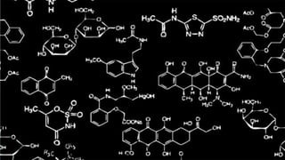 PARADIGMA BLACKBOARD
Quadro negro ou quadro verde?
Durante anos dei aula em quadro verde.
Razão econômica?
Menos reflexão da luz?
Não importa.
Mas o estilo era sempre o mesmo: encher a lousa
de fórmulas e apagar para escrever mais fórmulas.
20
Químca Orgânica
Avançada
2019
Th In K
 