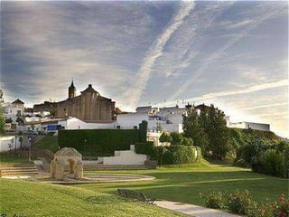 Para los que suspendieron historia decirles que el 3 de agosto de 1492 desde Palos de la Frontera partieron las carabelas Pinta , Niña y Santa María rumbo a lo desconocido   ¡ Toda una hazaña ! 