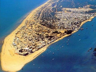 En Huelva tenemos kilómetros y kilómetros de playas, muchas de ellas totalmente vírgenes … Amaneciendo en Punta Umbria 