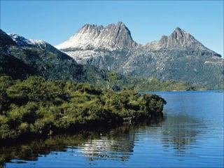 Dove Lake at Cradle Mountain, Tasmania 