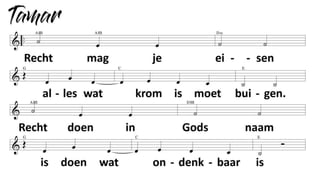 In dit uur zijn wij gekomen
met zovele kleuren
van herfst en winter,
duister en kou in je hart
met geloof, met hoop,
dat dromen hier weer gaan gebeuren
dat ooit, dat weldra,
God weer als mens wordt herkend.
1. (Tamar)
Recht mag je eisen
alles wat krom is moet buigen.
Recht doen in Gods naam
is doen wat ondenkbaar is.
2. (Rachab)
Durven vooruitzien
doorheen de muren van wanhoop.
Vensters geopend
met liefdeslinten geknoopt.
3. (Ruth)
Liefde is meegaan,
grenzen verleggen en zoeken,
voelen, ontdekken
dat ieder een vreemde is
4. (Batseba)
Waarheid komt boven,
leugens en listen verzinken.
Steel van geen ander
en kies voor waarachtigheid.
5. Kerst
God onder mensen
liefde in waarheid geboren.
Recht voor misdeelden
zo zal de Messias zijn!
 
