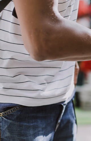 26 CUSTOMER SERVICE ON TWITTER
 