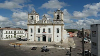 Santo Amaro 
 Localizado à 71 km de Salvador; 
 Casa e Câmara; 
 Igreja de Nossa Senhora da Purificação; 
 Museu do Reconhecimento dos Humildes. 
 